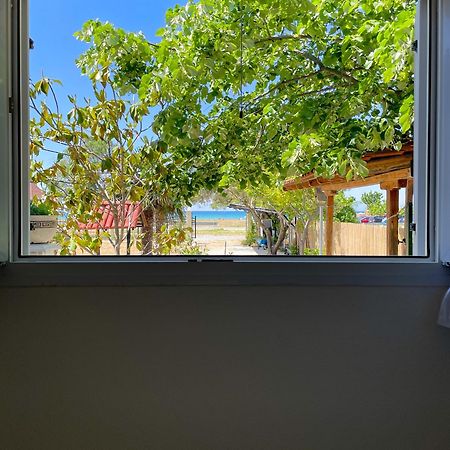 Casa Lia-Beach Front Villa Nea Kallikrateia Luaran gambar