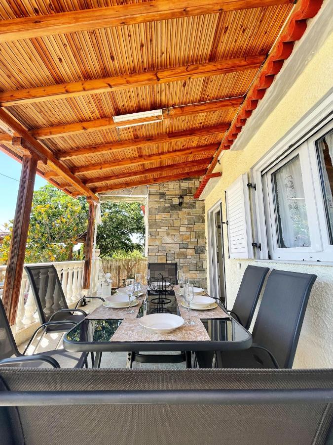 Casa Lia-Beach Front Villa Nea Kallikrateia Luaran gambar