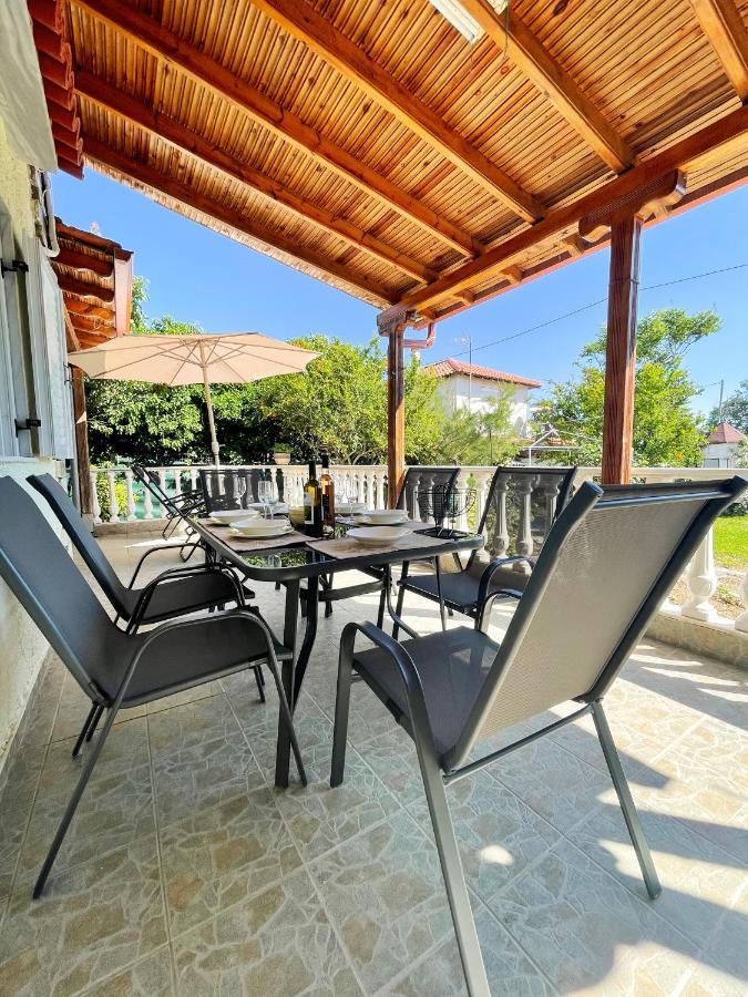 Casa Lia-Beach Front Villa Nea Kallikrateia Luaran gambar